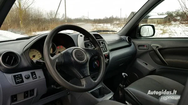 Toyota RAV4 2001