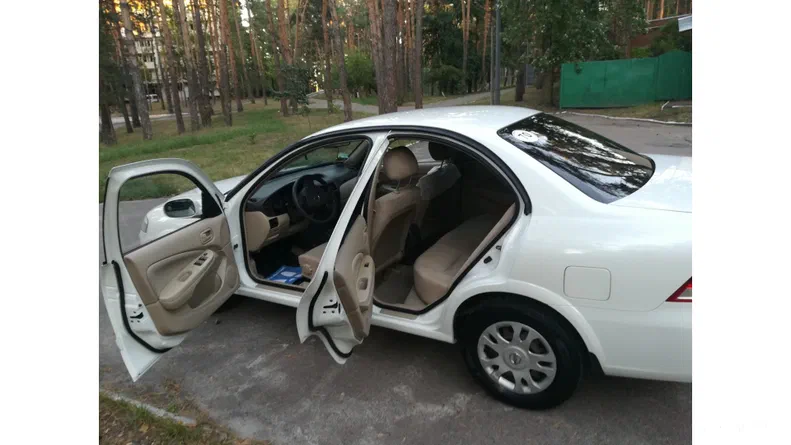Nissan Sunny 2007 - 17