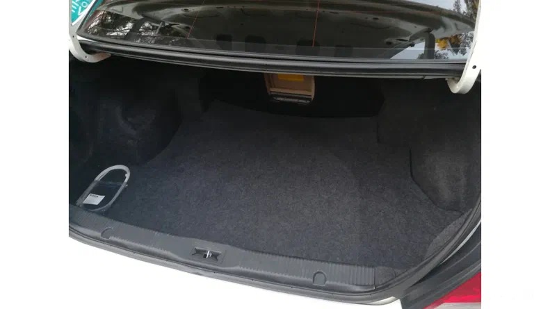 Nissan Sunny 2007 - 6