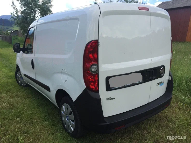 Fiat Doblo 2013
