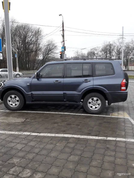 Mitsubishi Pajero 2006