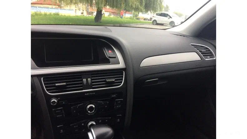 Audi A4 2013 - 12