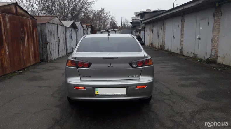 Mitsubishi Lancer 2013