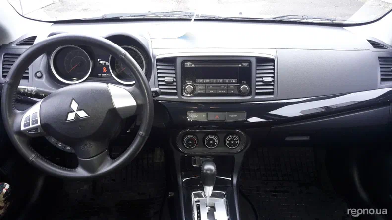 Mitsubishi Lancer 2013 - 6