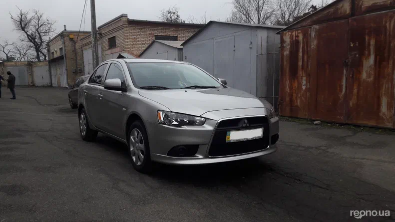 Mitsubishi Lancer 2013