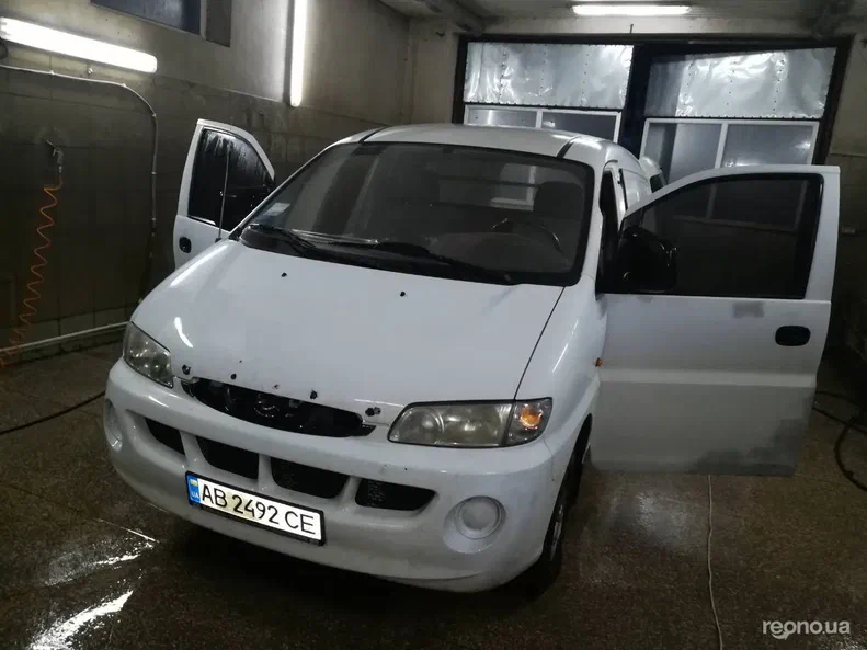 Hyundai H-1 2001 - 6