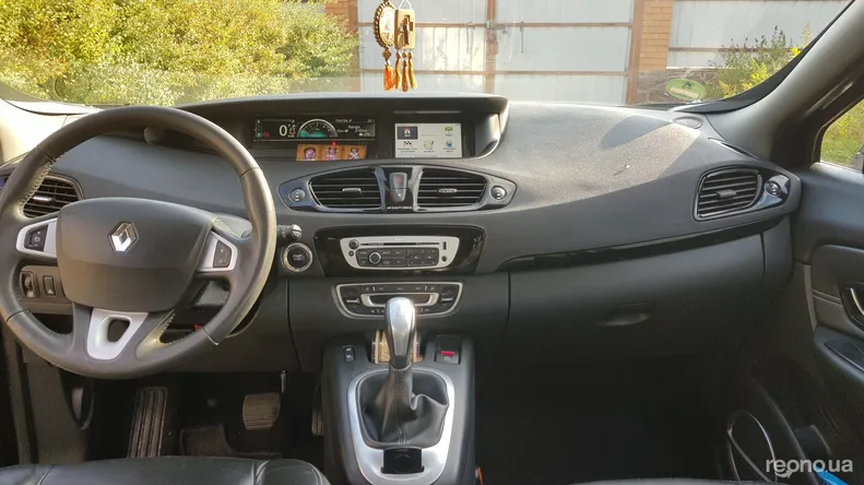Renault Scenic 2012 - 29