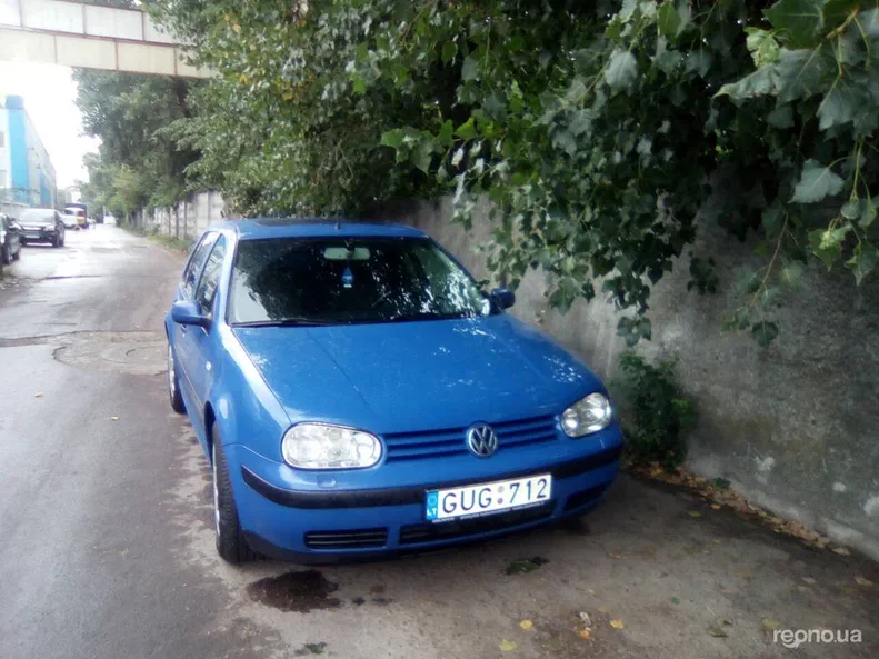 Volkswagen Golf 2001