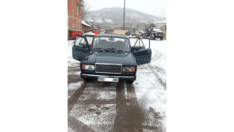 Lada (ВАЗ) 2107 2005 - 7