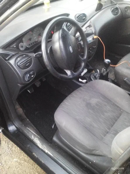 Ford Focus 2002 - 7