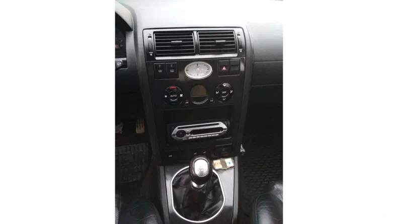 Ford Mondeo 2003 - 9