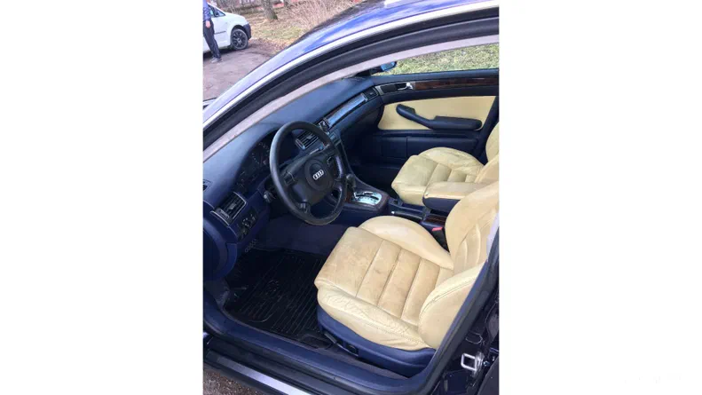 Audi A6 2000