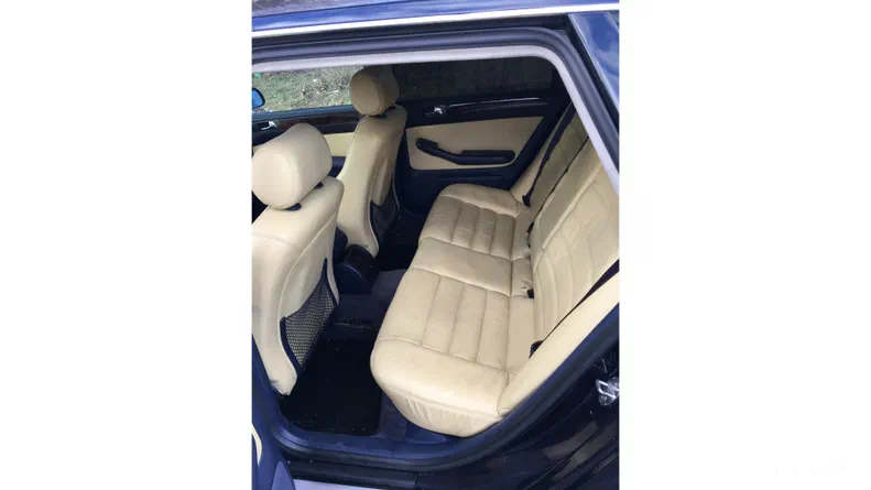 Audi A6 2000 - 5
