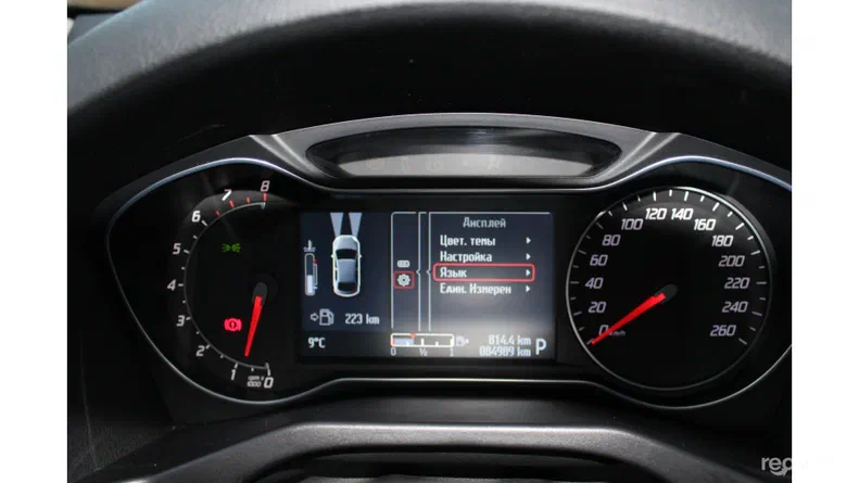 Ford Mondeo 2012 - 37