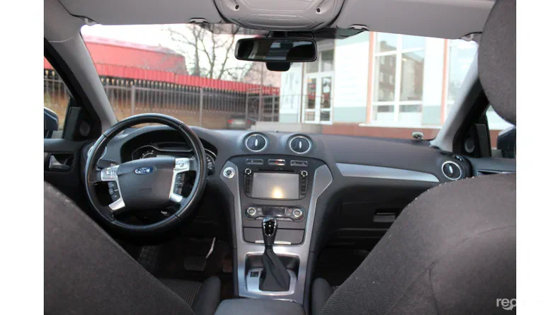 Ford Mondeo 2012 - 22