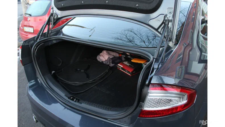 Ford Mondeo 2012 - 46