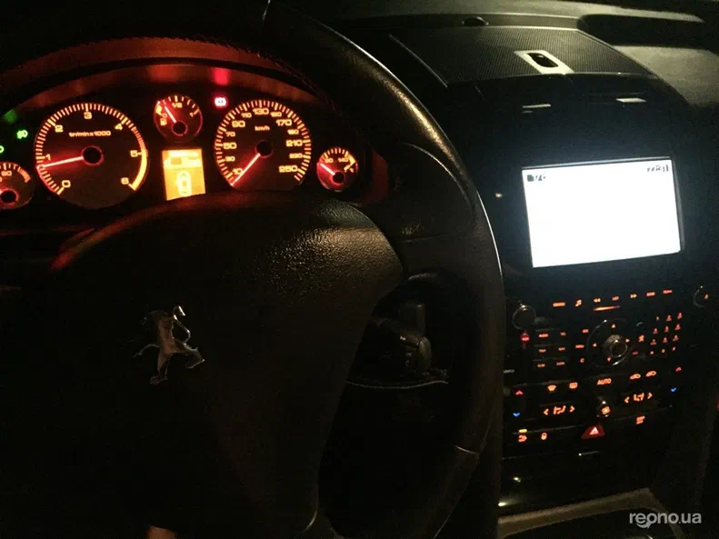 Peugeot 407 2012 - 13