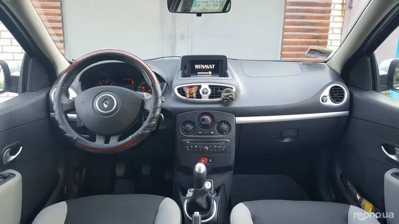 Renault Clio 2012 - 5