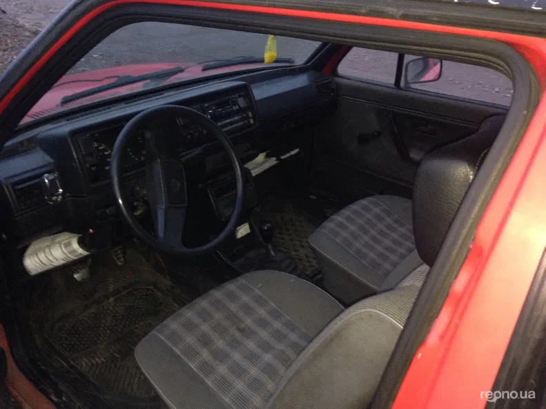 Volkswagen Golf 1986 - 15