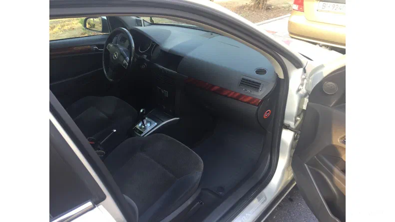 Opel Astra 2004