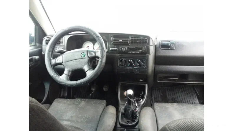 Volkswagen Golf 1996