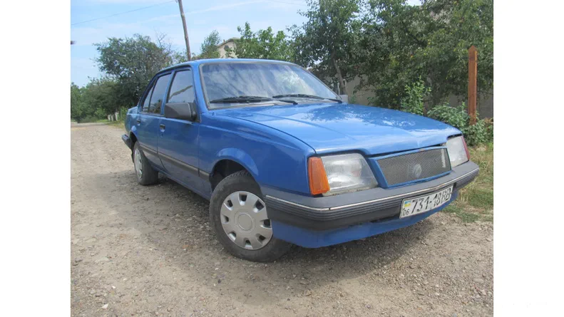 Opel Ascona 1988