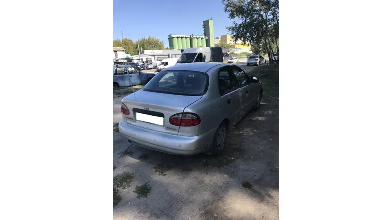 Daewoo Lanos 2000 - 5