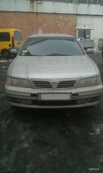 Nissan Maxima 1998