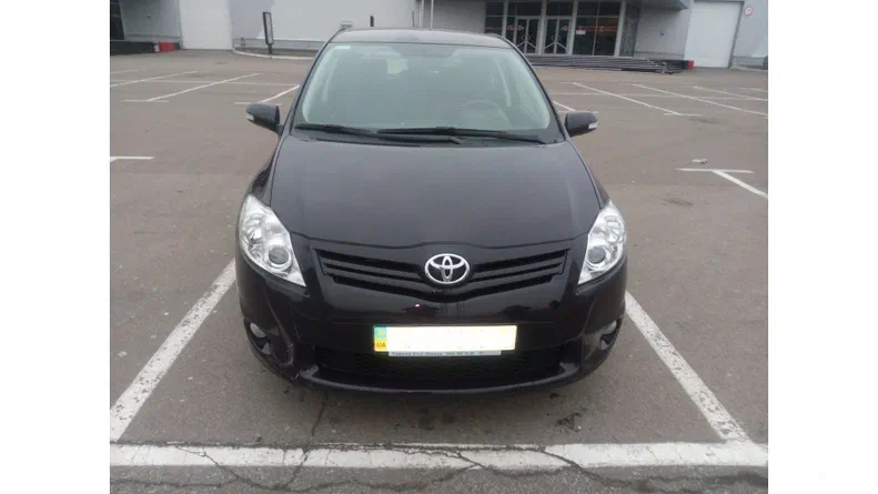 Toyota Auris 2010
