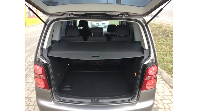 Volkswagen Touran 2008 - 6