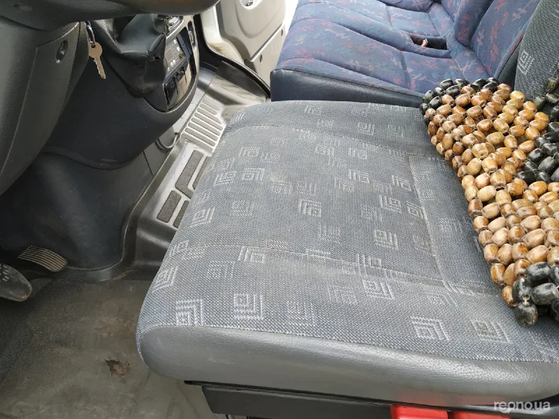 Mercedes-Benz 1840 2005