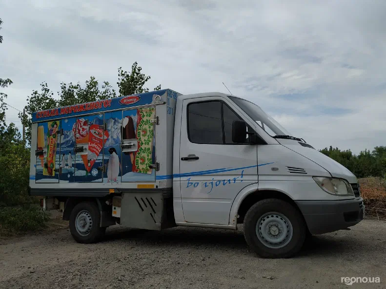 Mercedes-Benz 1840 2005