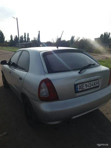 Daewoo Nubira 1998