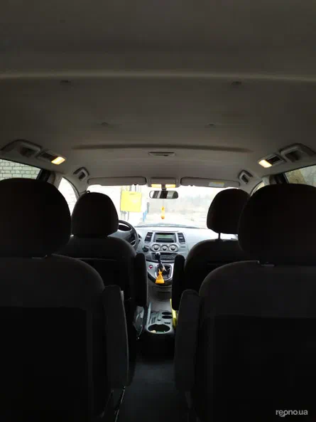 Mitsubishi Grandis 2005 - 5