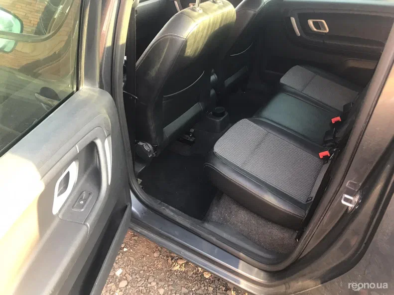 Skoda Roomster 2008 - 10