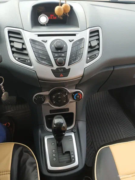 Ford Fiesta 2009 - 7
