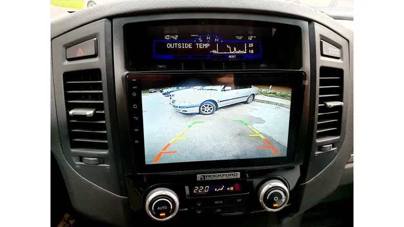 Mitsubishi Pajero 2007 - 8