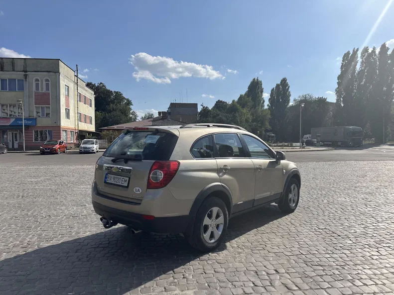 Chevrolet Captiva 2010 - 9