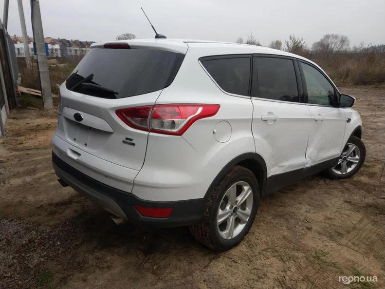 Ford Escape 2016 - 8