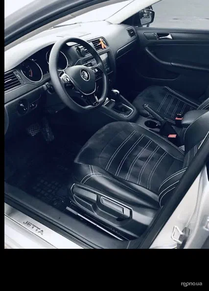 Volkswagen Jetta 2015 - 6