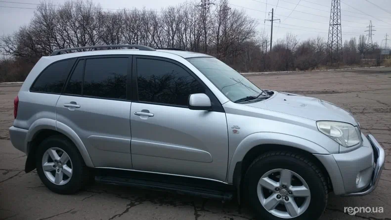 Toyota RAV4 2004