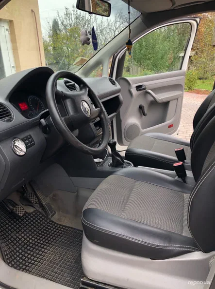 Volkswagen Caddy 2005 - 7
