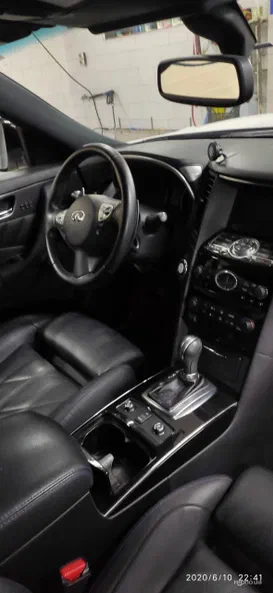 Infiniti QX70 2015 - 16