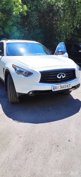 Infiniti QX70 2015