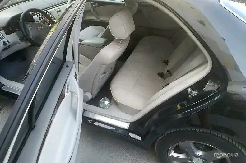 Mercedes-Benz E-Клас 2001 - 5