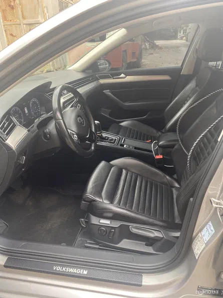 Volkswagen Passat 2015 - 5