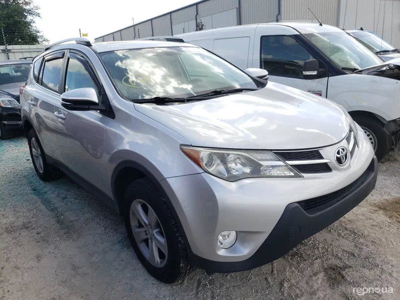 Toyota RAV4 2013 - 5