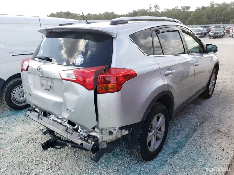 Toyota RAV4 2013