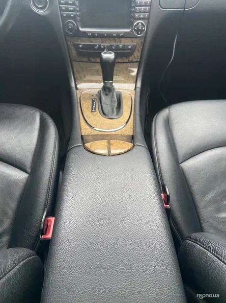 Mercedes-Benz E-Клас 2006 - 9