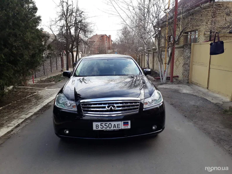 Infiniti M 2007